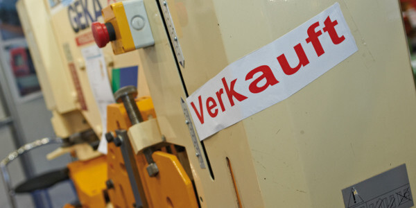 Das hat jeder Gebrauchtmaschinenhändler gern: Die Maschine ist verkauft. (Bild: Hess GmbH) Das hat jeder Gebrauchtmaschinenhändler gern: Die Maschine ist verkauft. (Bild: Hess GmbH)
