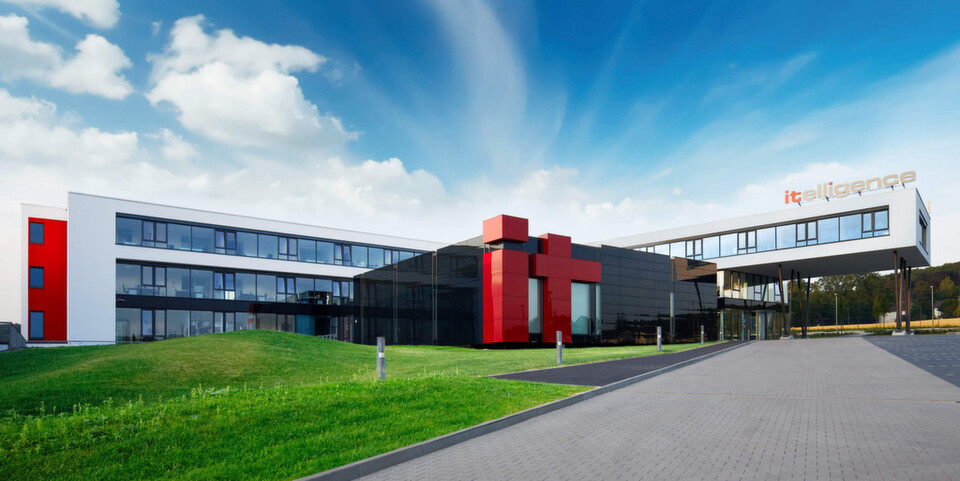 Itelligence erweitert das Service-Portfolio um Business One OnDemand. Itelligence erweitert das Service-Portfolio um Business One OnDemand.