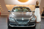 Das BMW 6er Gran Coupé soll sportlichen Limousinen wie dem Mercedes CLS oder dem Audi A7 Konkurrenz machen.