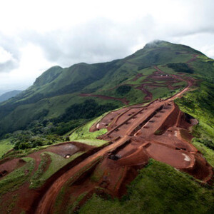 Rio Tinto and Chinalco's listed subsidiary, Chalco, have completed the formation of their joint venture to develop and operate the Simandou iron ore project in Guinea. Rio Tinto and Chinalco's listed subsidiary, Chalco, have completed the formation of their joint venture to develop and operate the Simandou iron ore project in Guinea.