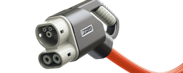 Audi, BMW, Chrysler, Daimler, Ford, General Motors, Porsche und Volkswagen setzen das DC-Schnellladen mit dem Combined Charging System in Elektrofahrzeugen in Europa und den USA ein. Audi, BMW, Chrysler, Daimler, Ford, General Motors, Porsche und Volkswagen setzen das DC-Schnellladen mit dem Combined Charging System in Elektrofahrzeugen in Europa und den USA ein.