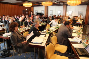 Rund einhundert Vertreter meist kleiner und mittlerer Unternehmen haben an der BVMed-Konferenz „Medizintechnische Innovationen in der klinischen Praxis“ am 3. Mai 2012 in Mannheim teilgenommen