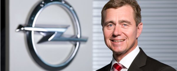 Karl-Friedrich Stracke, Opel-Vorstandsvorsitzender, auf der außerordentlichen Hauptversammlung am 14. Mai: Je schneller wir wieder Gewinne schreiben, desto schneller werden wir Sie daran auch beteiligen.“