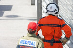 Wie bei einem echten Rennen gibt es auch Security und Rennärzte.