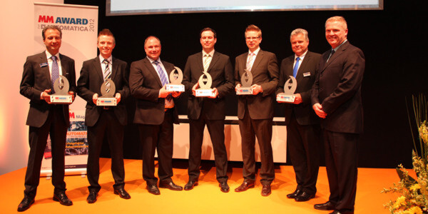Vertreter der Gewinnerfirmen nehmen die MM Award zur Aotomatica 2012 entgegen. Vertreter der Gewinnerfirmen nehmen die MM Award zur Aotomatica 2012 entgegen.