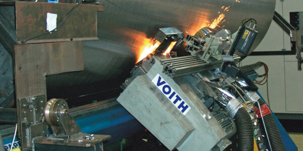Nach dem Vorbild der Natur entwickelten das Fraunhofer-IWU und Voith Paper Services eine mobile Schleifeinheit für die Walzeninstandsetzung bei der Papierherstellung. Nach dem Vorbild der Natur entwickelten das Fraunhofer-IWU und Voith Paper Services eine mobile Schleifeinheit für die Walzeninstandsetzung bei der Papierherstellung.