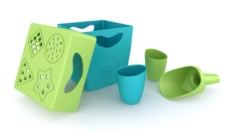 World’s first line of biodegradable beach toys World’s first line of biodegradable beach toys