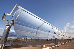 Beim Desertec-Projekt wollen die beteiligten Unternehmen in den Wüsten Nordafrikas Solarthermieanlagen errichten, um Europa mit Strom zu versorgen.