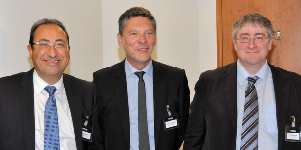 Die Arrow-ECS-EMEA-Manager (v.l.n.r.) Laurent Sadoun, President, Julien Peronneau, Vice President Services, und Eric Gourmelen, CTO Cloud Services, stellten ArrowSphere in London vor.