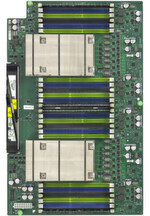 Das Prozessorboard des Rack-Server Primergy RX500 S7 ist mit Xeon-CPUs der Serie E5-4600 bestückt.