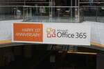 Microsoft wünscht Office 365 alles Gute zum ersten Geburtstag.