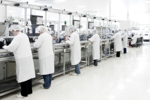 Wer wegweisende Fortschritte in der Reinraumtechnik präsentieren kann, hat noch bis 1. September die Möglichkeit, sich für den „Cleanroom Award 2012“ zu qualifizieren Wer wegweisende Fortschritte in der Reinraumtechnik präsentieren kann, hat noch bis 1. September die Möglichkeit, sich für den „Cleanroom Award 2012“ zu qualifizieren