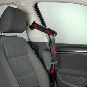 Der aktive Gurtbringer „Active Seat Belt Presenter“ (ASBP) soll ab dem Jahr 2016 serienreif sein.