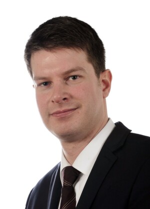 Rüdiger Maas (Dipl. Psych.) gründete zusammen mit seinem Bruder Hartwin Maas (Dipl. Wirt.-Ing, MIB) nach mehrjähriger Erfahrung in der Beratungs-branche die Maasberatungsgesellschaft.