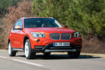 Mit der Einführung des X1 wollte BMW die Merkmale der X-Modelle auf das Kompaktsegment übertragen. Die Frontansicht orientiert sich dabei an den X-Modellen höherer Segmente.