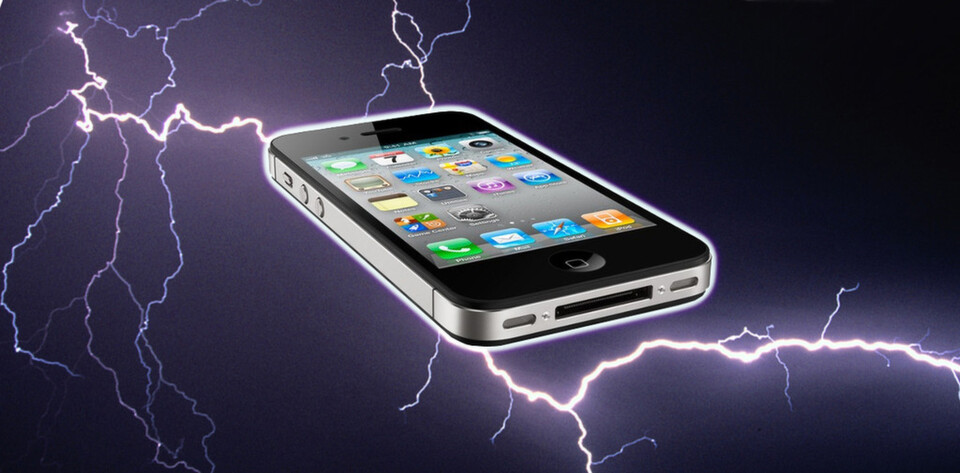 Blitzschnell: Ein Jailbreak ist auf dem iPhone schnell durchgeführt, bietet aber nicht nur Nachteile. Blitzschnell: Ein Jailbreak ist auf dem iPhone schnell durchgeführt, bietet aber nicht nur Nachteile.