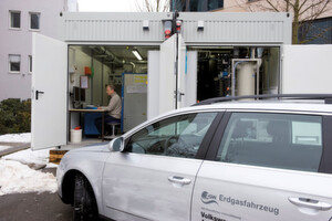 Wird Ökostrom zur Wasserstoff- oder Methanerzeugung genutzt, kann man auch mit regenerativer Energie Auto fahren. Diese Form der Energiespeicherung gilt deshalb als vielversprechend.