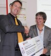 ELEKTRONIKPRAXIS übergibt in Bonn 30.000 € an Aktion Deutschland Hilft