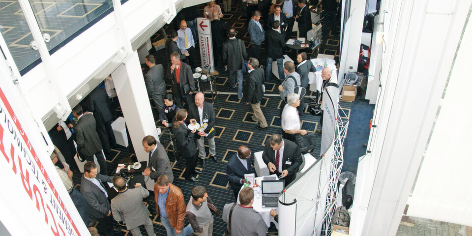 Reger Besucher-Andrang auf der IT-SECURITY MANAGEMENT & TECHNOLOGY Conference 2012. Reger Besucher-Andrang auf der IT-SECURITY MANAGEMENT & TECHNOLOGY Conference 2012.