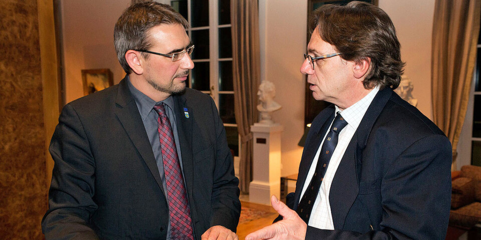 Landrat Sven Ambrosy (l) im Gespräch mit Manfred Klein Landrat Sven Ambrosy (l) im Gespräch mit Manfred Klein