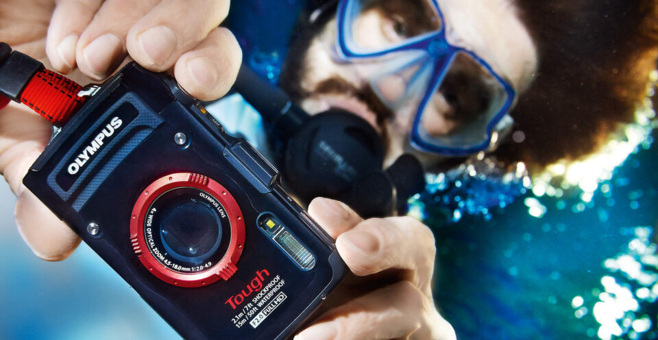 Die TG-2 kann auch 15 Meter unter der Wasseroberfläche noch Bilder machen. Die TG-2 kann auch 15 Meter unter der Wasseroberfläche noch Bilder machen.