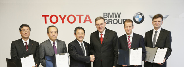 Vertragsunterzeichnung: die BMW Group und die Toyota Motor Corporation wollen in Sachen Brennstoffzelle, Sportwagen, Leichtbau-Technologien und Lithium-Air-Batterien enger zusammenarbeiten Vertragsunterzeichnung: die BMW Group und die Toyota Motor Corporation wollen in Sachen Brennstoffzelle, Sportwagen, Leichtbau-Technologien und Lithium-Air-Batterien enger zusammenarbeiten
