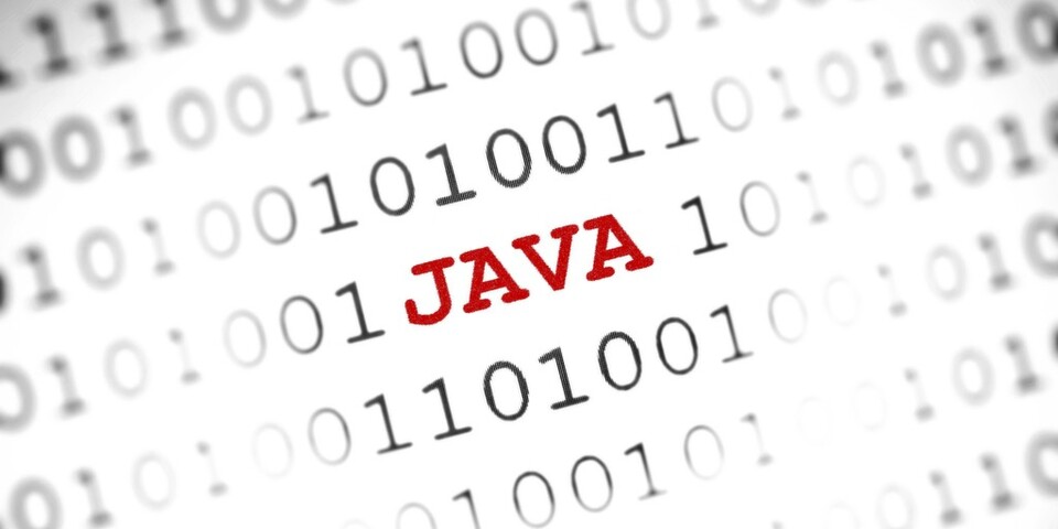 Statt einmal pro Monat wie bei Microsoft gibt es bei Oracle Sicherheitsupdates turnusgemäß einmal pro Quartal. Die heißen dann aber trotzdem noch Critical Patch Update (CPU). Zumindest Java patcht der Hersteller separat nach Bedarf. Statt einmal pro Monat wie bei Microsoft gibt es bei Oracle Sicherheitsupdates turnusgemäß einmal pro Quartal. Die heißen dann aber trotzdem noch Critical Patch Update (CPU). Zumindest Java patcht der Hersteller separat nach Bedarf.