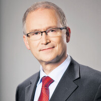 CIO Thomas Lenz stellte auf der CeBIT den eGovernment-Fortschrittsmonitor vor CIO Thomas Lenz stellte auf der CeBIT den eGovernment-Fortschrittsmonitor vor