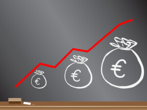 Handelsunternehmen erwarten, dass sich ihre Investitionen in Big Data in vielen Euros auszahlen. Handelsunternehmen erwarten, dass sich ihre Investitionen in Big Data in vielen Euros auszahlen.