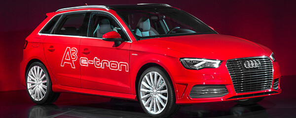 Ab dem Ende dieses Jahres ist der Audi A3 Sportback e-tron bestellbar. Auf der „Future Lab tron-experience“ stellte Audi außerdem weitere tron-Modelle vor. Ab dem Ende dieses Jahres ist der Audi A3 Sportback e-tron bestellbar. Auf der „Future Lab tron-experience“ stellte Audi außerdem weitere tron-Modelle vor.