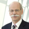 Daimler sieht Sparprogramm auf Kurs
