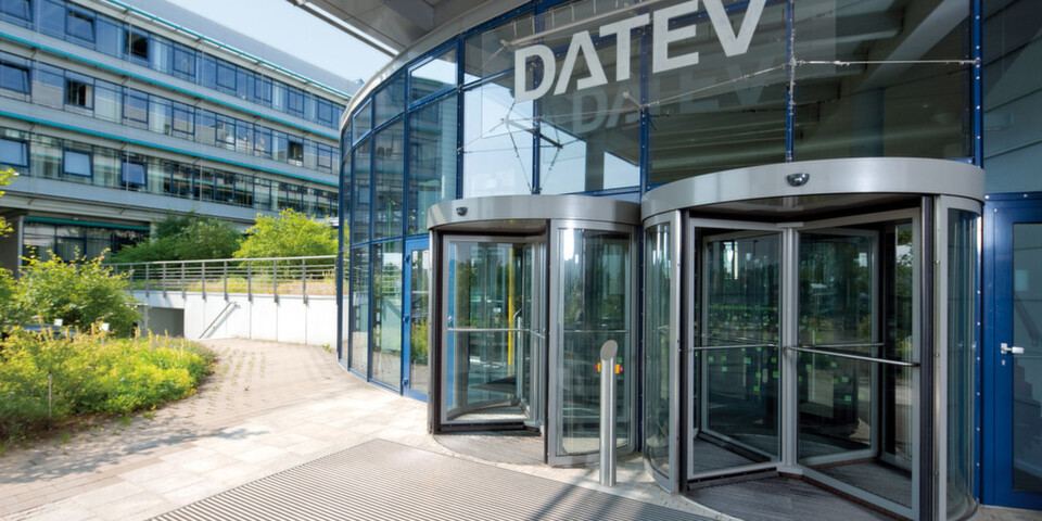 Eingangsbereich der Datev in Nürnberg. Eingangsbereich der Datev in Nürnberg.