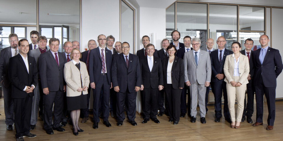 Die Gründungsmitglieder des Nationalen eGovernment-Kompetenzzentrums Die Gründungsmitglieder des Nationalen eGovernment-Kompetenzzentrums