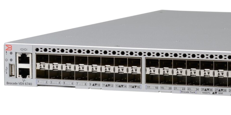Bei der Brocade-VDX-6740-Familie handelt es sich um 10/40-GbE-Top-of-Rack-Switches mit 32 Flex Ports (Fibre Channel/Ethernet/FCoE). Bei der Brocade-VDX-6740-Familie handelt es sich um 10/40-GbE-Top-of-Rack-Switches mit 32 Flex Ports (Fibre Channel/Ethernet/FCoE).