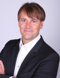 Robert Korherr, CEO von ProSoft: "Auf Rückfrage bei unseren Herstellern können wir bestätigen, dass die von uns vertriebenen Sicherheitslösungen nicht den „Dual_EC_DRBG-Zufallszahlengenerator“ einsetzen." Robert Korherr, CEO von ProSoft: "Auf Rückfrage bei unseren Herstellern können wir bestätigen, dass die von uns vertriebenen Sicherheitslösungen nicht den „Dual_EC_DRBG-Zufallszahlengenerator“ einsetzen."