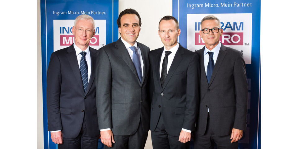 V.l.n.r.: Klaus Donath, Mitglied der Geschäftsleitung von Ingram Micro, verantwortlich für das Value/Verticals-Geschäft, Marcus Adä, Vorsitzender der Geschäftsführung der Ingram Micro Distribution GmbH, Günter Schiessl, Geschäftsführer Ecobility und Leiter IM.Newenergy, Paul Holdschik, Geschäftsführer Ecobility. V.l.n.r.: Klaus Donath, Mitglied der Geschäftsleitung von Ingram Micro, verantwortlich für das Value/Verticals-Geschäft, Marcus Adä, Vorsitzender der Geschäftsführung der Ingram Micro Distribution GmbH, Günter Schiessl, Geschäftsführer Ecobility und Leiter IM.Newenergy, Paul Holdschik, Geschäftsführer Ecobility.
