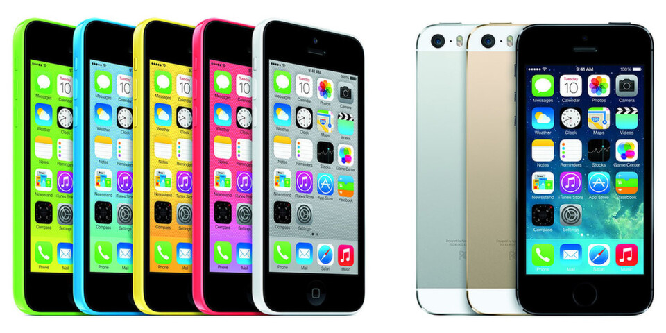 Das iPhone 5 gibt es jetzt in zwei verschiedenen Ausführungen - als iPhone 5C in Farbe (l.) und in schnell, als iPhone 5S (r.) mit 64-Bit-CPU. Das iPhone 5 gibt es jetzt in zwei verschiedenen Ausführungen - als iPhone 5C in Farbe (l.) und in schnell, als iPhone 5S (r.) mit 64-Bit-CPU.