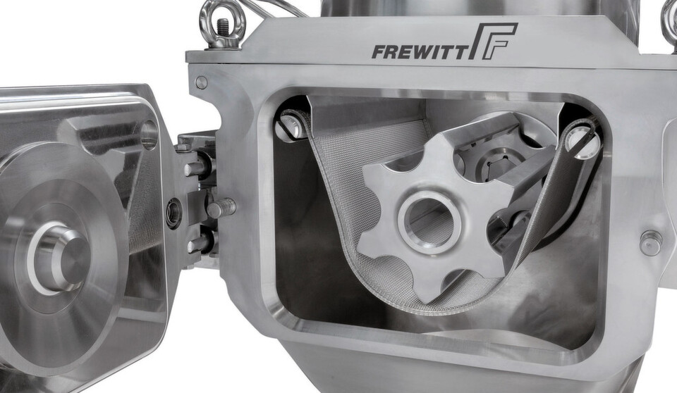 The gentle vibration of the rotor at the rate of 113 oscillations per minute makes the sieve mill not only suitable for nougat and almonds. The gentle vibration of the rotor at the rate of 113 oscillations per minute makes the sieve mill not only suitable for nougat and almonds.