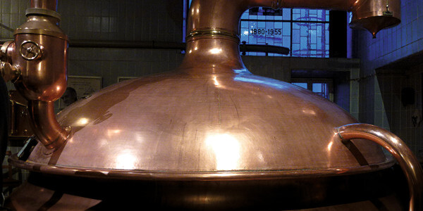 Maischen, kochen, kühlen, lagern – die einzelnen Prozessschritte beim Bierbrauen benötigen erhebliche Mengen Energie. Maischen, kochen, kühlen, lagern – die einzelnen Prozessschritte beim Bierbrauen benötigen erhebliche Mengen Energie.