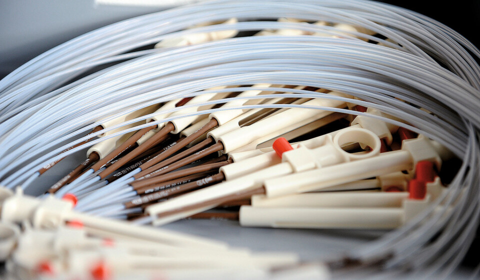 Für die MTW Endoskopie Manufaktur fertigt die Lebenshilfe Werkstätten Unterer Niederrhein in Handarbeit Polypektomieschlingen. Dies kommen bei der medizinischen Behandlung von Polypen zum Einsatz, die im Verdauungstrakt auftreten. Für die MTW Endoskopie Manufaktur fertigt die Lebenshilfe Werkstätten Unterer Niederrhein in Handarbeit Polypektomieschlingen. Dies kommen bei der medizinischen Behandlung von Polypen zum Einsatz, die im Verdauungstrakt auftreten.