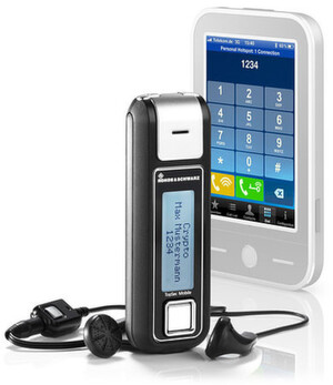 Mit dem neuen TopSec Office Gateway können mobile Mitarbeiter Telefonate vom Smartphone zur Firma ins Festnetz führen und die Verbindung dabei vom Handy (mit TopSec Mobile) bis zur Telefonanlage (TopSec Office Gateway) verschlüsseln. Mit dem neuen TopSec Office Gateway können mobile Mitarbeiter Telefonate vom Smartphone zur Firma ins Festnetz führen und die Verbindung dabei vom Handy (mit TopSec Mobile) bis zur Telefonanlage (TopSec Office Gateway) verschlüsseln.