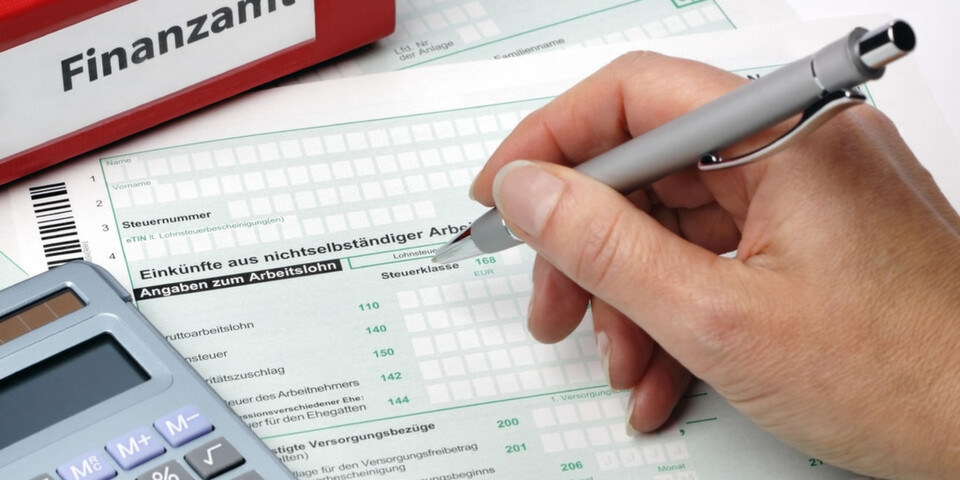 Die Finanzverwaltung hat die Vorausgefüllte Steuererklärung Anfang 2014 freigegeben. Der Weg ist somit frei für eine komplett elektronische Steuerdeklaration. Die Finanzverwaltung hat die Vorausgefüllte Steuererklärung Anfang 2014 freigegeben. Der Weg ist somit frei für eine komplett elektronische Steuerdeklaration.