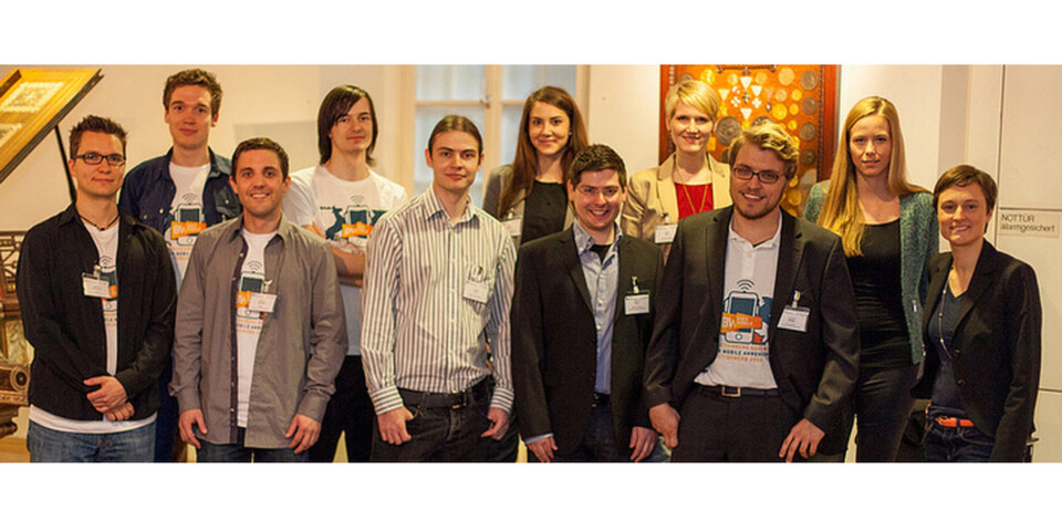 Die vier Gewinnerteams des BW Goes Mobile-Awards 2013 in den letztjährigen Wettbewerbskategorien „Mobile Händlerservices rund ums Fahrzeug“, „Nearby“, „Visual Experience“ und „Mobile Games“. Die vier Gewinnerteams des BW Goes Mobile-Awards 2013 in den letztjährigen Wettbewerbskategorien „Mobile Händlerservices rund ums Fahrzeug“, „Nearby“, „Visual Experience“ und „Mobile Games“.
