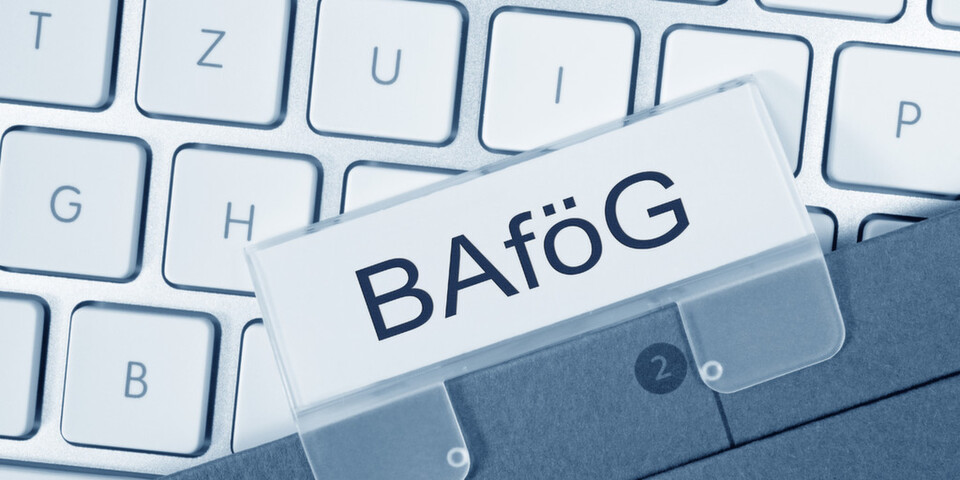 BAföG-Online läuft nur in wenigen Bundesländern reibungslos. BAföG-Online läuft nur in wenigen Bundesländern reibungslos.