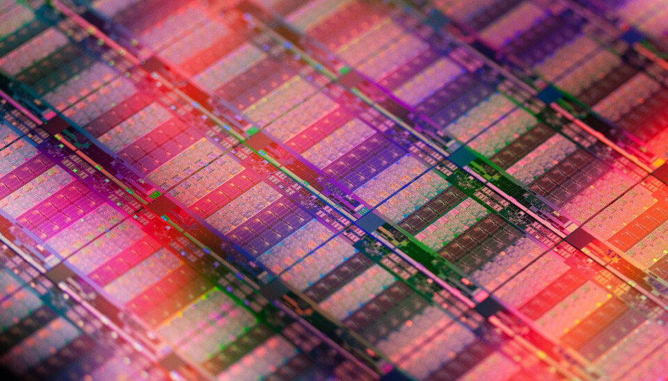 Wafer-Aufnahme des Intel-Prozessors Xeon E7 v2 Wafer-Aufnahme des Intel-Prozessors Xeon E7 v2