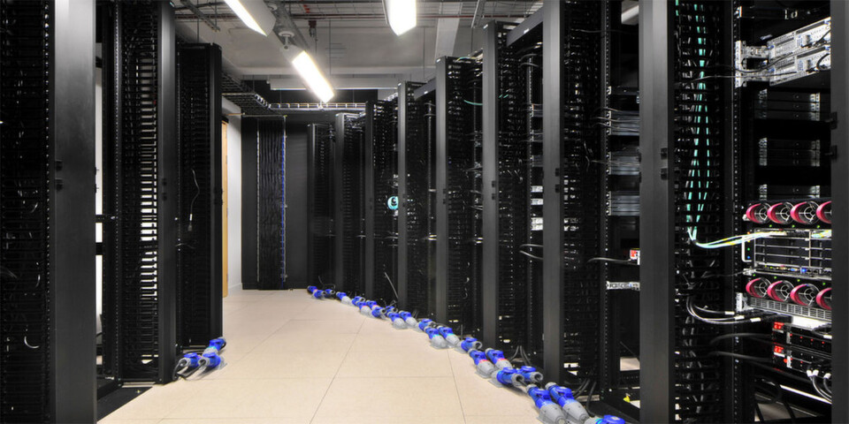 Die Cloud als Erweiterung des internen Rechenzentrums: Bridges, Gateways und Brokers als Voraussetzung für eine funktionierende hybride Cloud-Infrastruktur. Die Cloud als Erweiterung des internen Rechenzentrums: Bridges, Gateways und Brokers als Voraussetzung für eine funktionierende hybride Cloud-Infrastruktur.