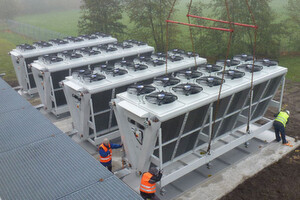Mit der Modernisierung der Kühlungsinfrastruktur im gesamten RZ im laufenden Betrieb sollte mindestens eine Million Kilowattstunden pro Jahr eingespart werden. Mit der Modernisierung der Kühlungsinfrastruktur im gesamten RZ im laufenden Betrieb sollte mindestens eine Million Kilowattstunden pro Jahr eingespart werden.