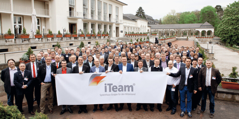 180 Teilnehmer kamen zum iTeam-Jahreskongress 2014 nach Bad Nauheim. 180 Teilnehmer kamen zum iTeam-Jahreskongress 2014 nach Bad Nauheim.