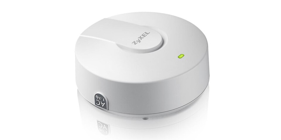 Zyxel hat den Access Point NWA1123-AC wie einen Rauchmelder designt. Zyxel hat den Access Point NWA1123-AC wie einen Rauchmelder designt.