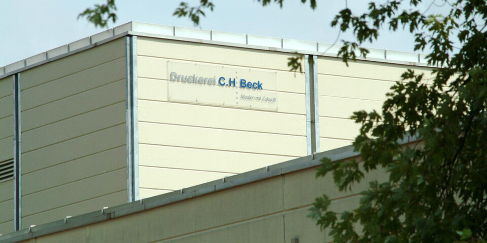 Die Druckerei C. H. Beck produziert jährlich 22 Millionen Bücher, vom Taschenbuch bis hin zu mehrbändigen Kassetten. Mit Nimble Storage ist das Unternehmen für die Zukunft gut aufgestellt und kann seine Speicherkapazitäten kosteneffizient nach oben skalieren. Die Druckerei C. H. Beck produziert jährlich 22 Millionen Bücher, vom Taschenbuch bis hin zu mehrbändigen Kassetten. Mit Nimble Storage ist das Unternehmen für die Zukunft gut aufgestellt und kann seine Speicherkapazitäten kosteneffizient nach oben skalieren.